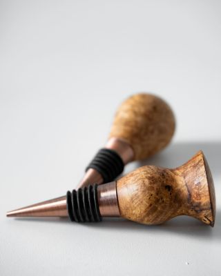 Zátky na víno z nádoru z javorového dřeva 🌳 #woodlaf #wooden #wine #zatkynavino #madeinczech