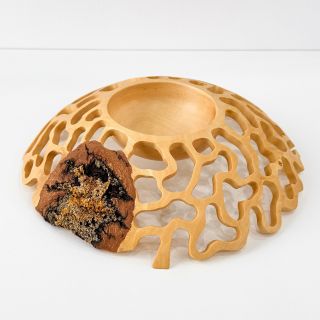 🖐️Ručně vyřezávaná dřevěná miska Spider s jedinečným vzhledem, který jinde neuvidíte! ♻️ Miska je vyrobená na Moravě z...